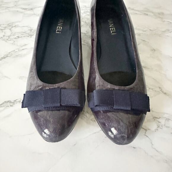VANELI Narrow Marbled Navy Patent Leather Kitten Heels Women's Size 8.5 NARROW - Picture 3 of 12